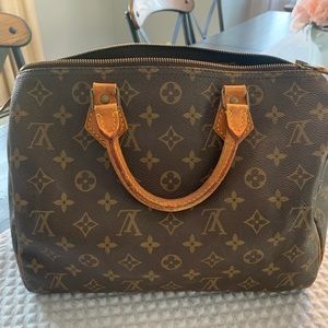 Louis Vuitton Speedy 30
